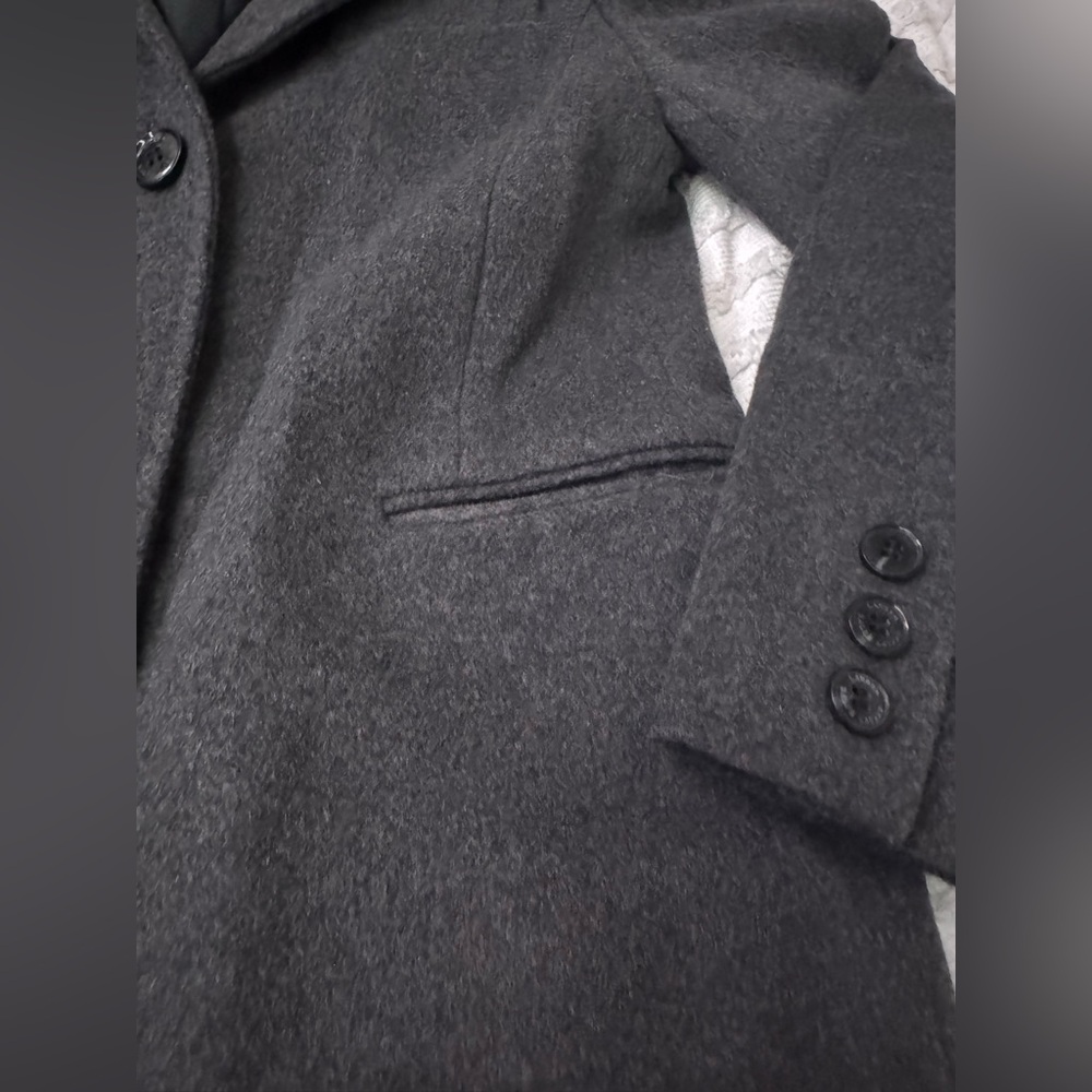 Lauren Ralph Lauren coat size 0 in like new condition - Picture 5 of 10